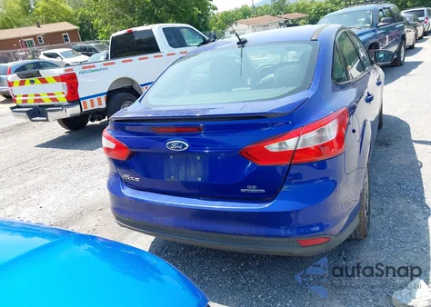 2013 Ford Focus Se z USA, uszkodzony, nr VIN 1FADP3F29DL354150